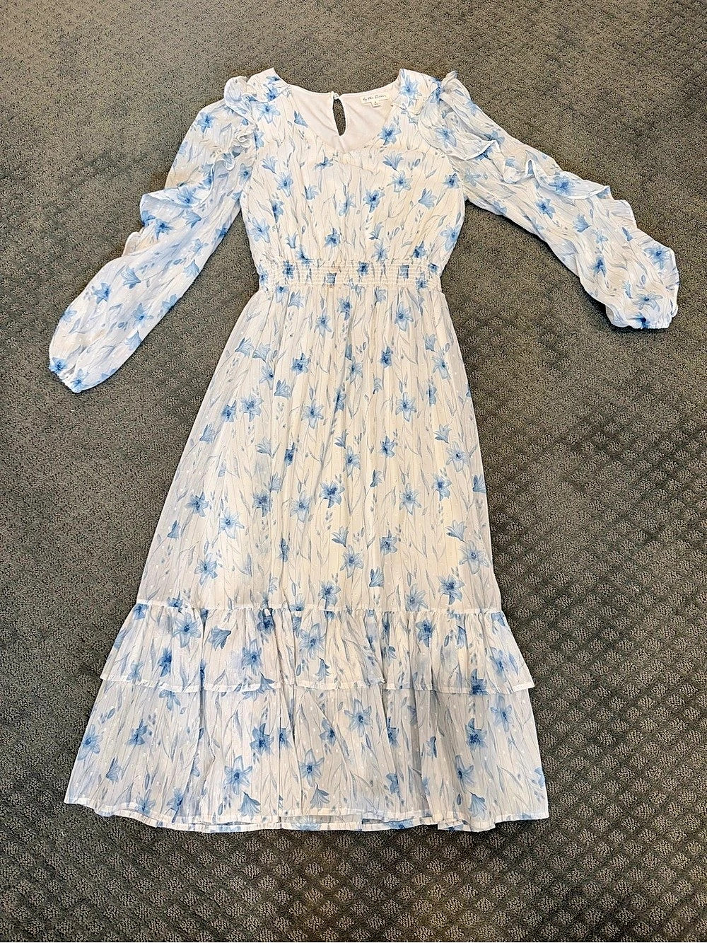 by the River Floral Maxi Dress in White & Blue Size Small